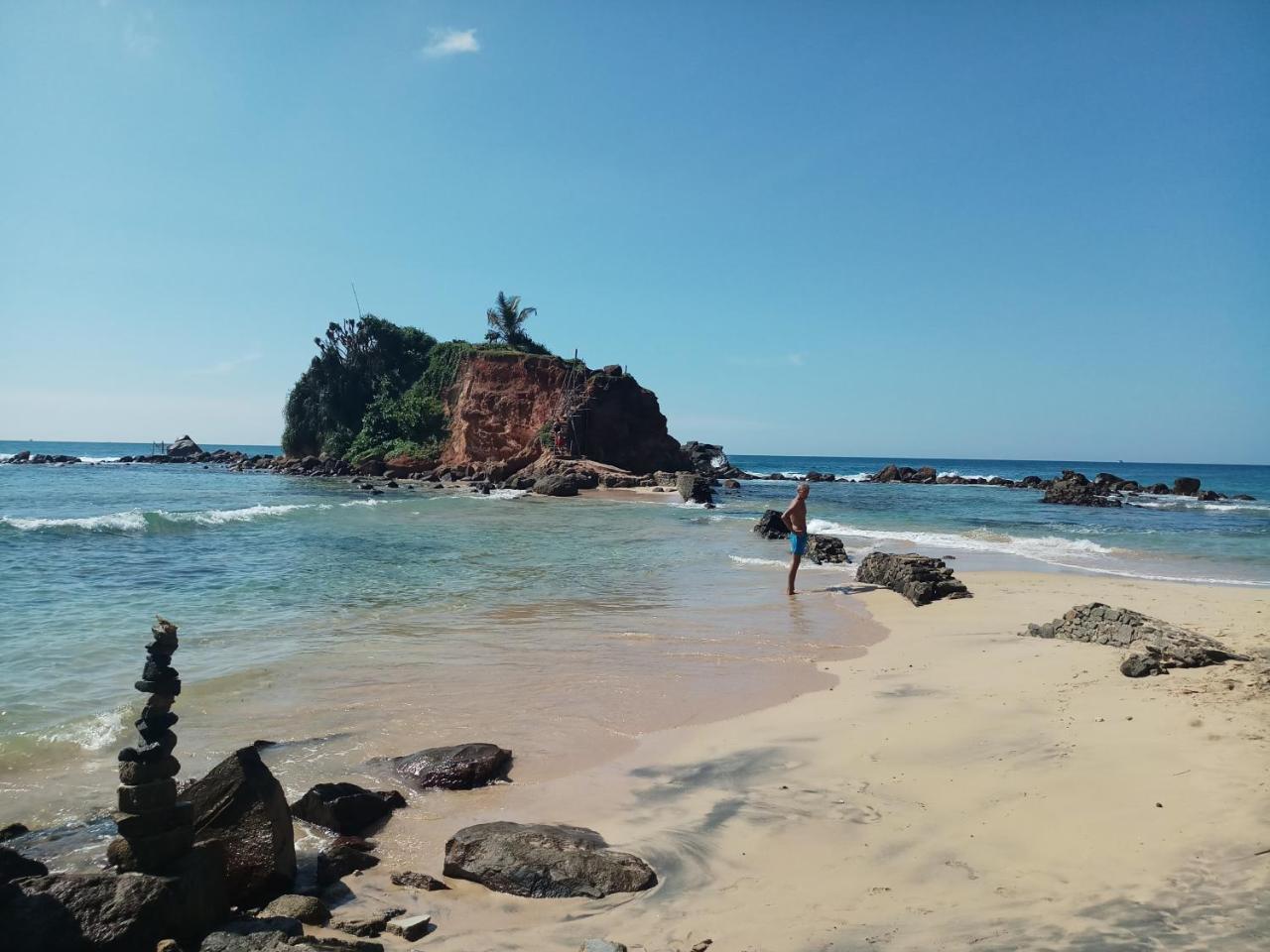 Ramya Nest Inn Mirissa Esterno foto