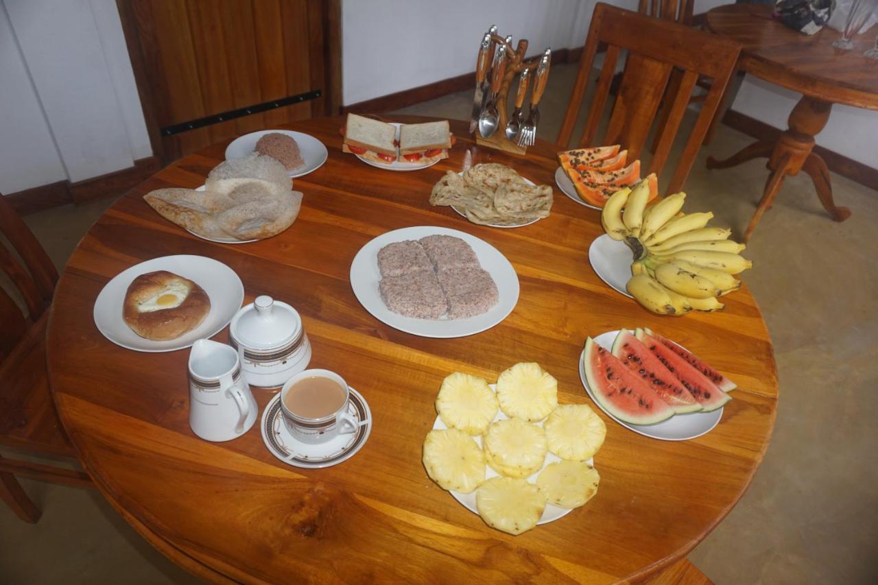 Ramya Nest Inn Mirissa Esterno foto